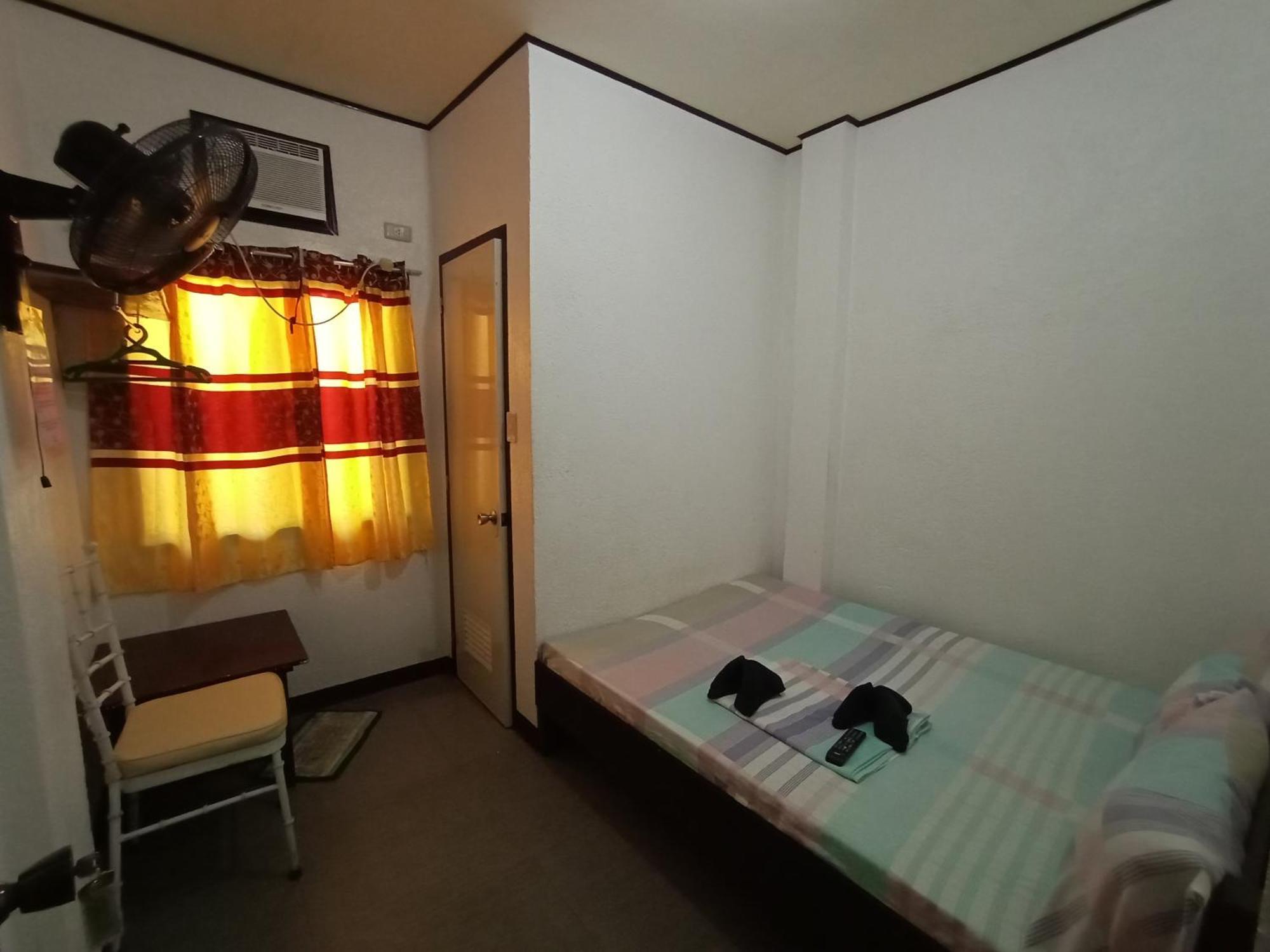 Ahras Place Coron Exterior photo